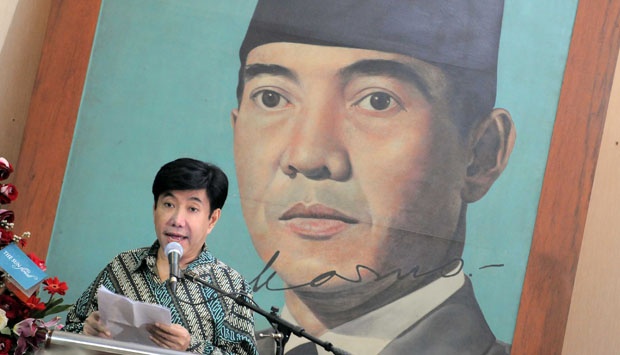 Putra mantan Presiden RI Soekarno (Bung Karno) Guruh Soekarnoputra saat berikan sambutan pada peringatan Hari Lahir 112 Tahun Bung Karno di Gedung Perintis Kemerdekaan, Tugu Proklamasi, Jakarta Pusat. Foto: Tempo